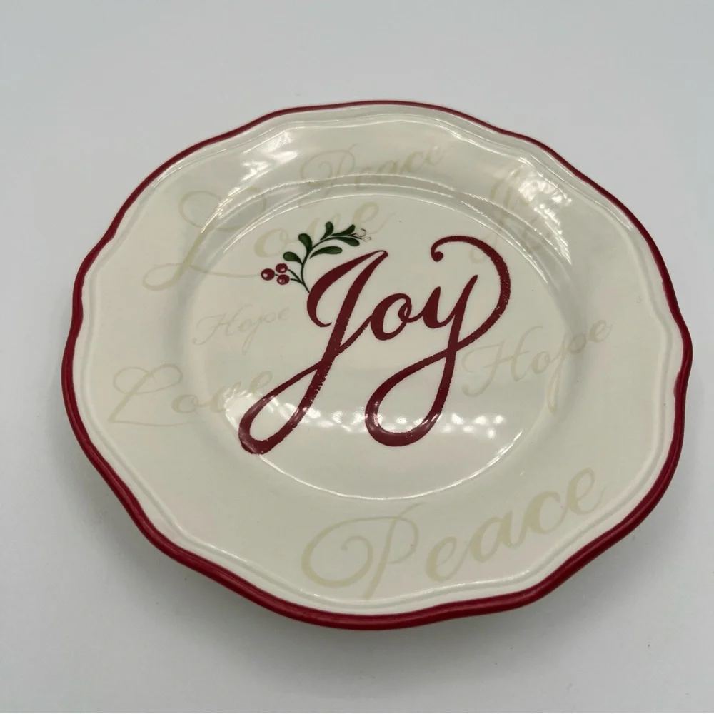 Better Homes & Gardens Heritage Collection Holiday Plates Set of 4 Ceramic